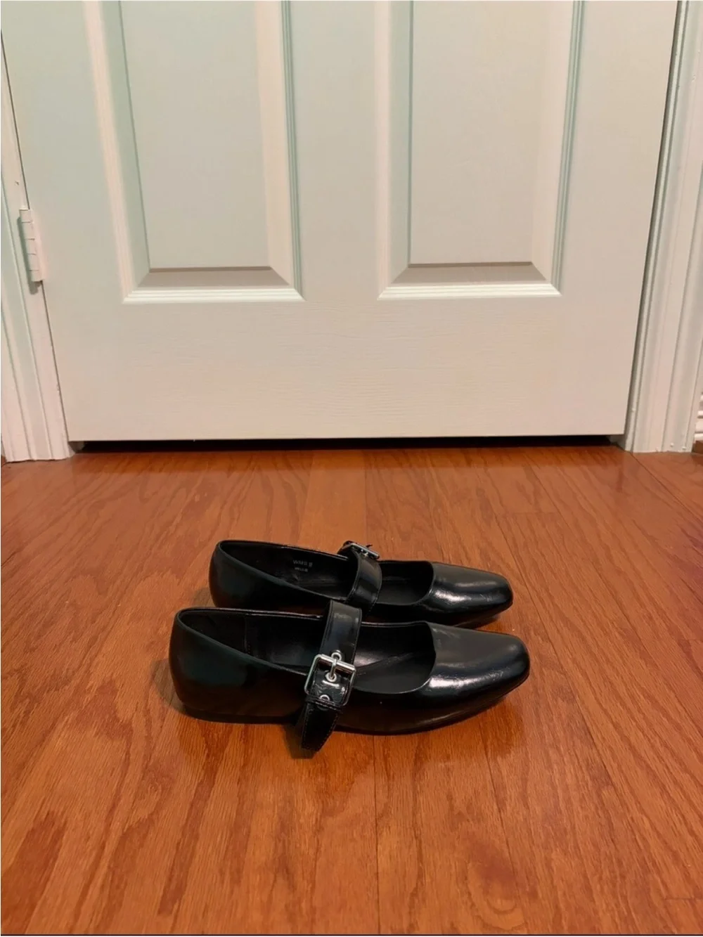 Dolce Vita Mellie Ballet Flats Mary Jane Style in black size 9